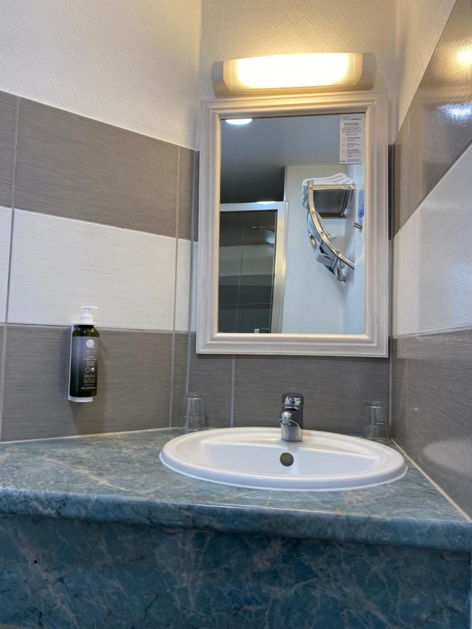 Contact Hotel Le Sud Montpellier Aeroport Parc Expo Arena Могио Экстерьер фото